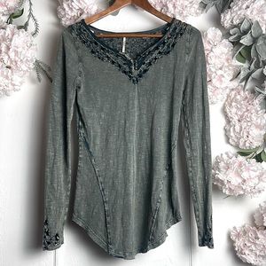 Free people crotchet long sleeve size S